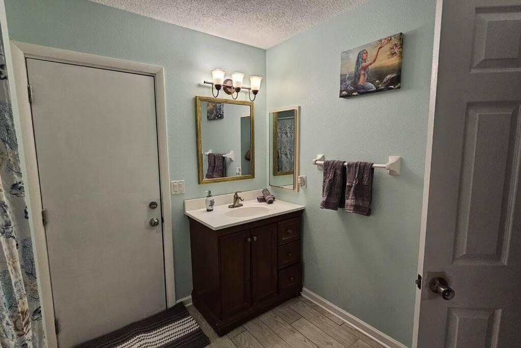 Seabreeze 3-Bedroom Pool Villa Close To The Beach!!! Port Charlotte Exterior foto